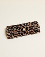 Estuche para joyas Catherine de terciopelo con estampado de leopardo